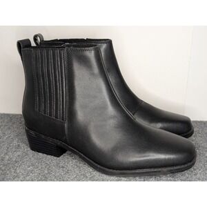 Clarks Collection Women's Danyelle Skip Block Heel Booties Black Size 8 W Wide